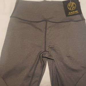 Til You Collapse Resilient Scrunch Leggings